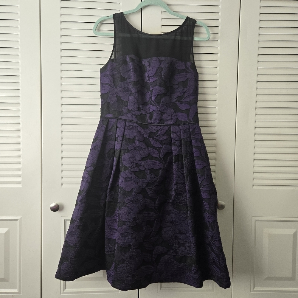 ADRIANNA PAPELL Purple Embossed Floral Round Neck Dress Size 8